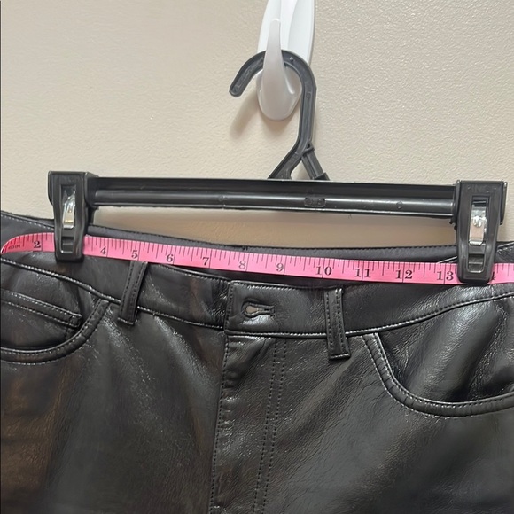 🔥 Sunday Best Gabby Faux Leather Pants | Black Kick-Flare | Size 4 - Picture 3 of 8